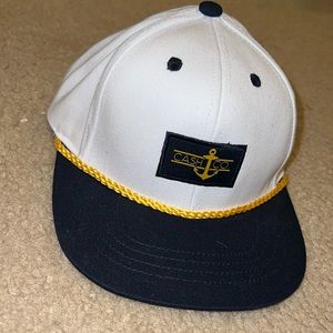 Cash & Co baby hat